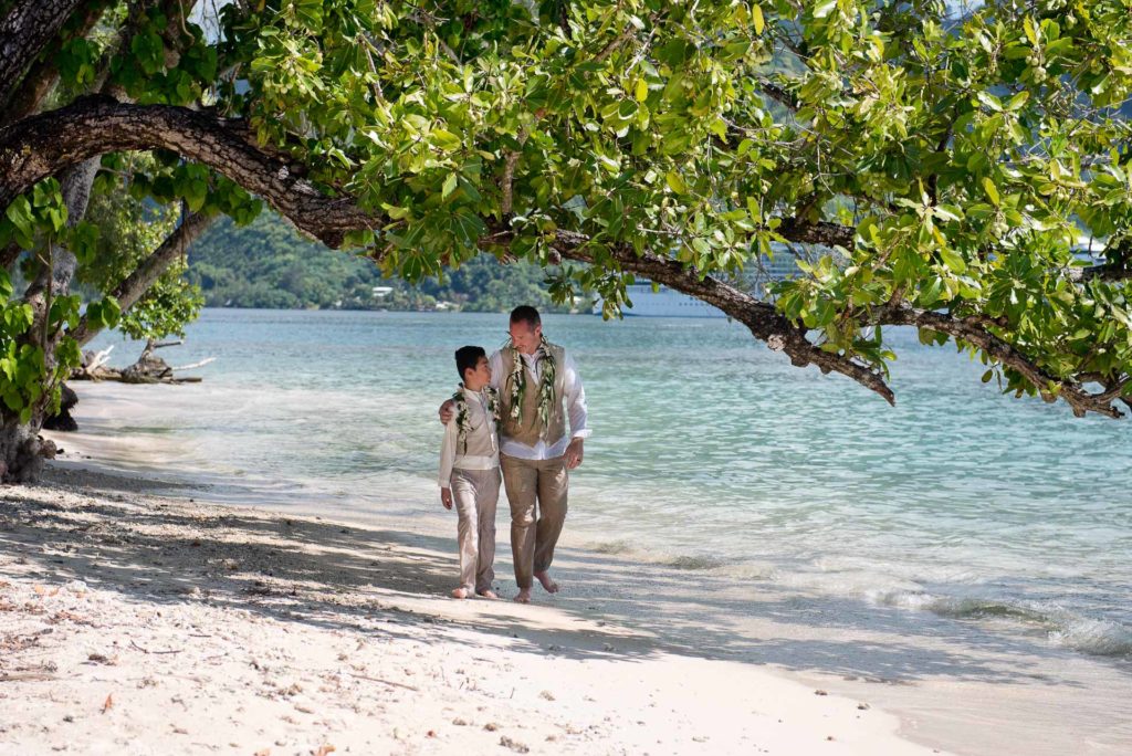 2016-cruise-day16-vow-renewal-77