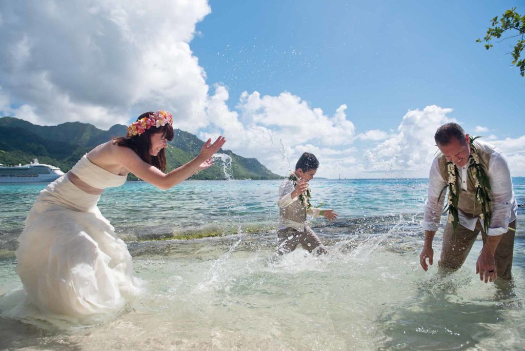 2016-cruise-day16-vow-renewal-83